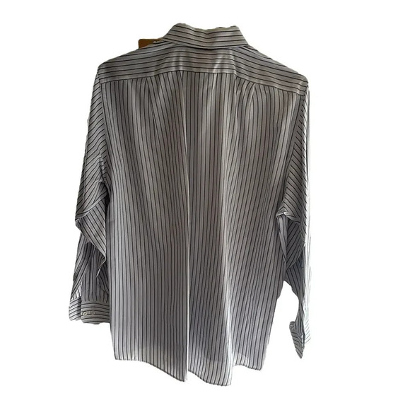 Men’s Van Heusen Striped Button Down Shirt - Picture 3 of 5